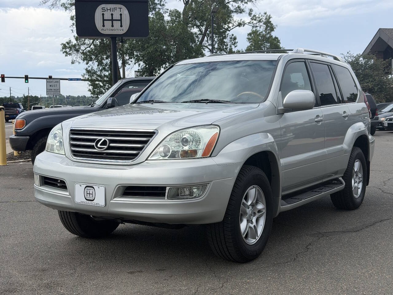 Used 2004 Lexus GX 470 w/ Preferred Accessory Pkg AWD/4WD image 1