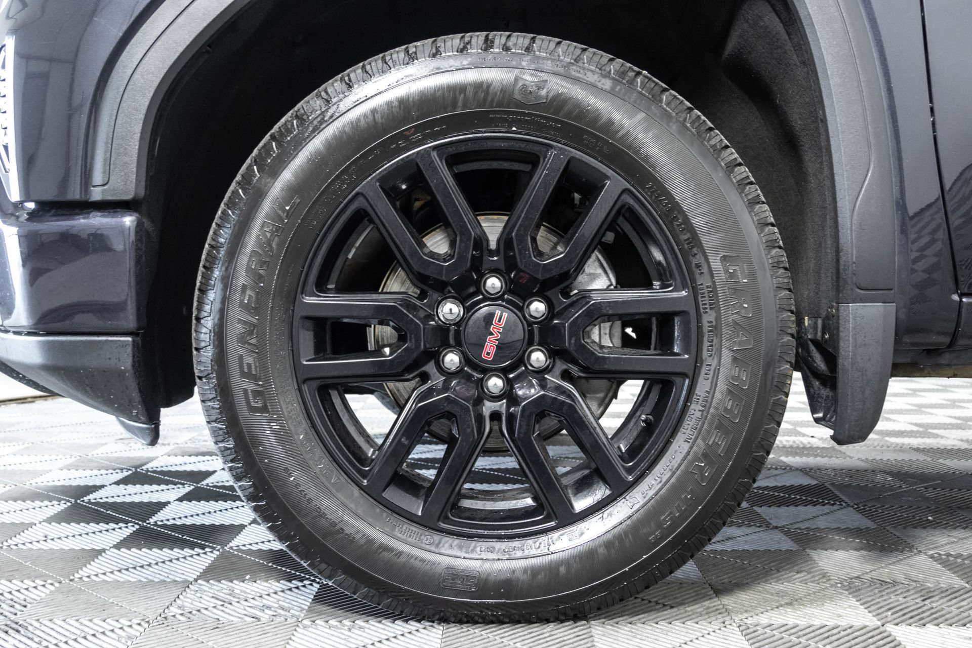 Used 2024 GMC Sierra 1500 Elevation AWD/4WD image 46
