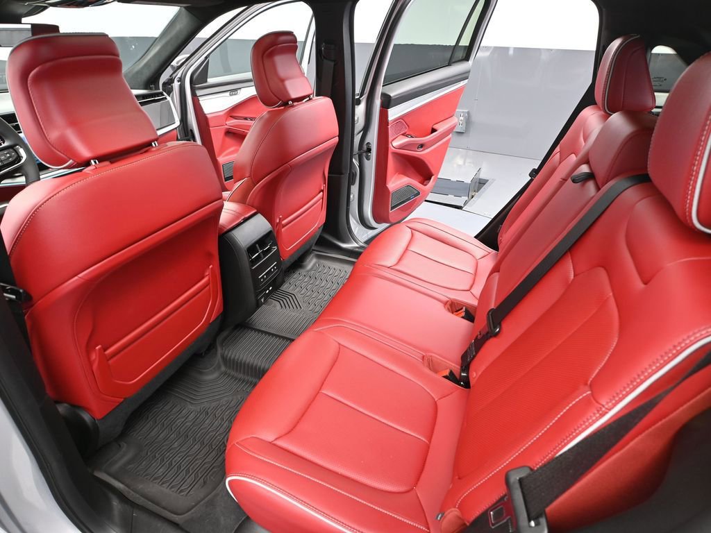 Used 2025 Jeep Wagoneer S Launch Edition image 42