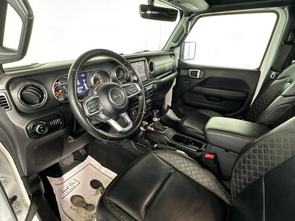 Certified 2021 Jeep Gladiator Overland AWD/4WD image 9