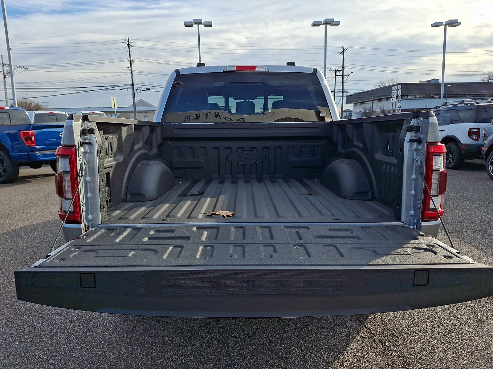 Used 2023 Ford F150 Lariat w/ Equipment Group 502A High image 30