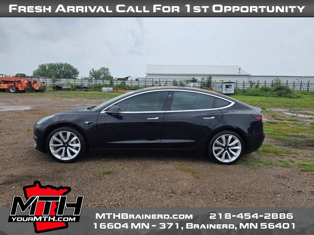 Used 2018 Tesla Model 3 Mid Range RWD image 5