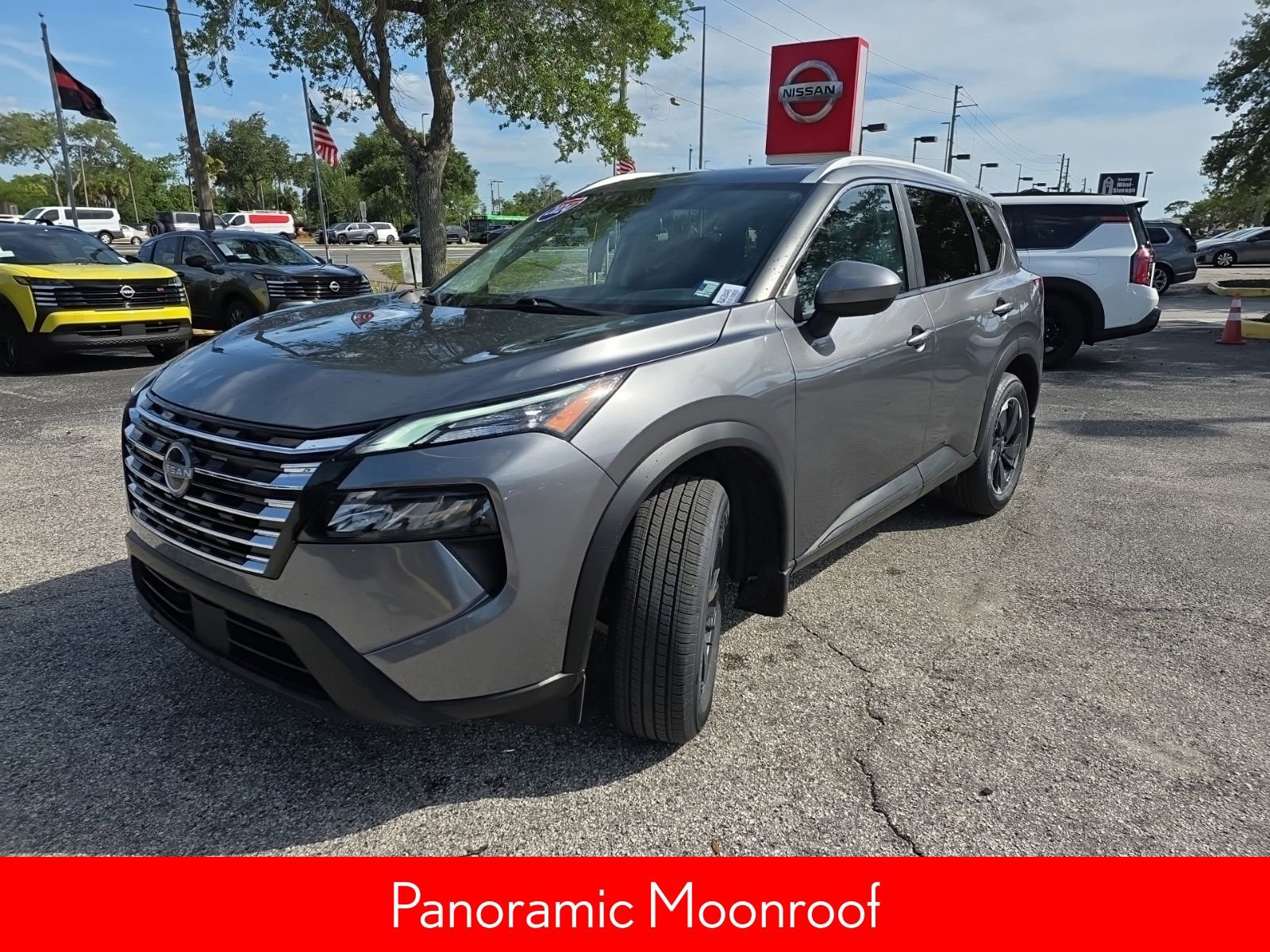 Certified 2024 Nissan Rogue SV w/ SV Premium Package AWD/4WD image 4