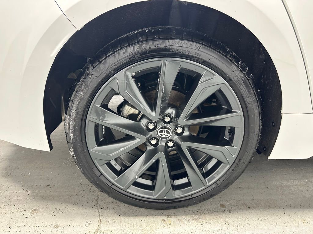 Used 2025 Toyota Corolla SE w/ SE Premium Package image 62