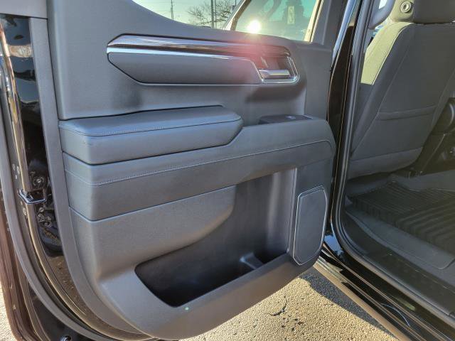 Used 2023 Chevrolet Silverado 1500 LT image 20