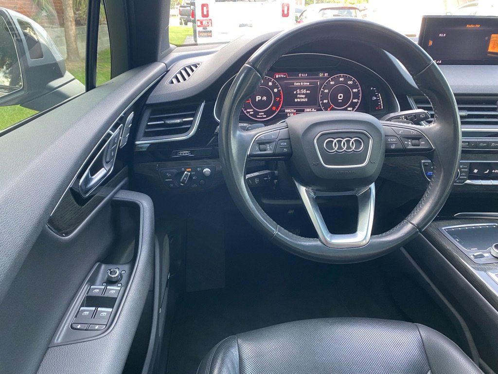 Used 2018 Audi Q7 3.0T Prestige image 24