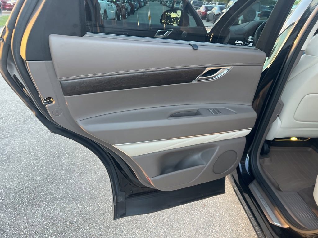 Used 2023 Genesis GV80 3.5T AWD/4WD image 37