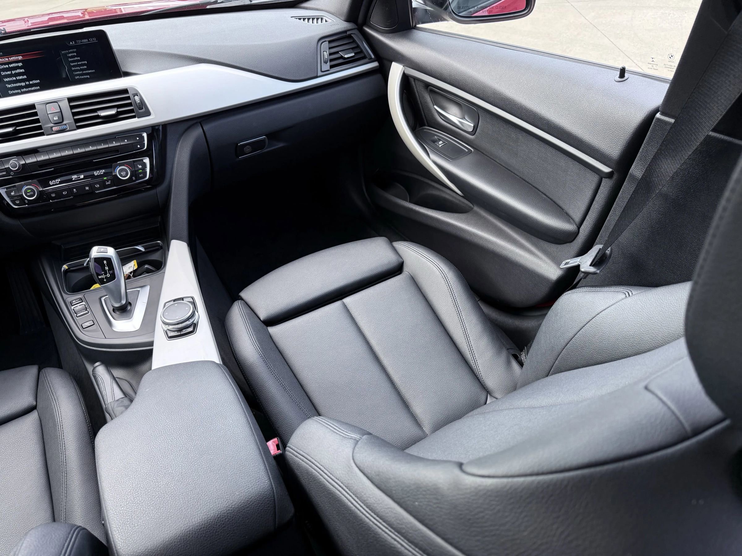 Used 2017 BMW 320i Sedan image 11