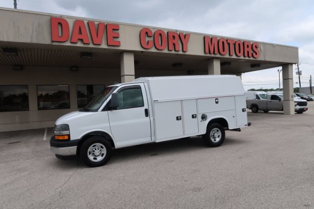 Used 2020 Chevrolet Express 3500 w/ Power Convenience Package RWD image 1