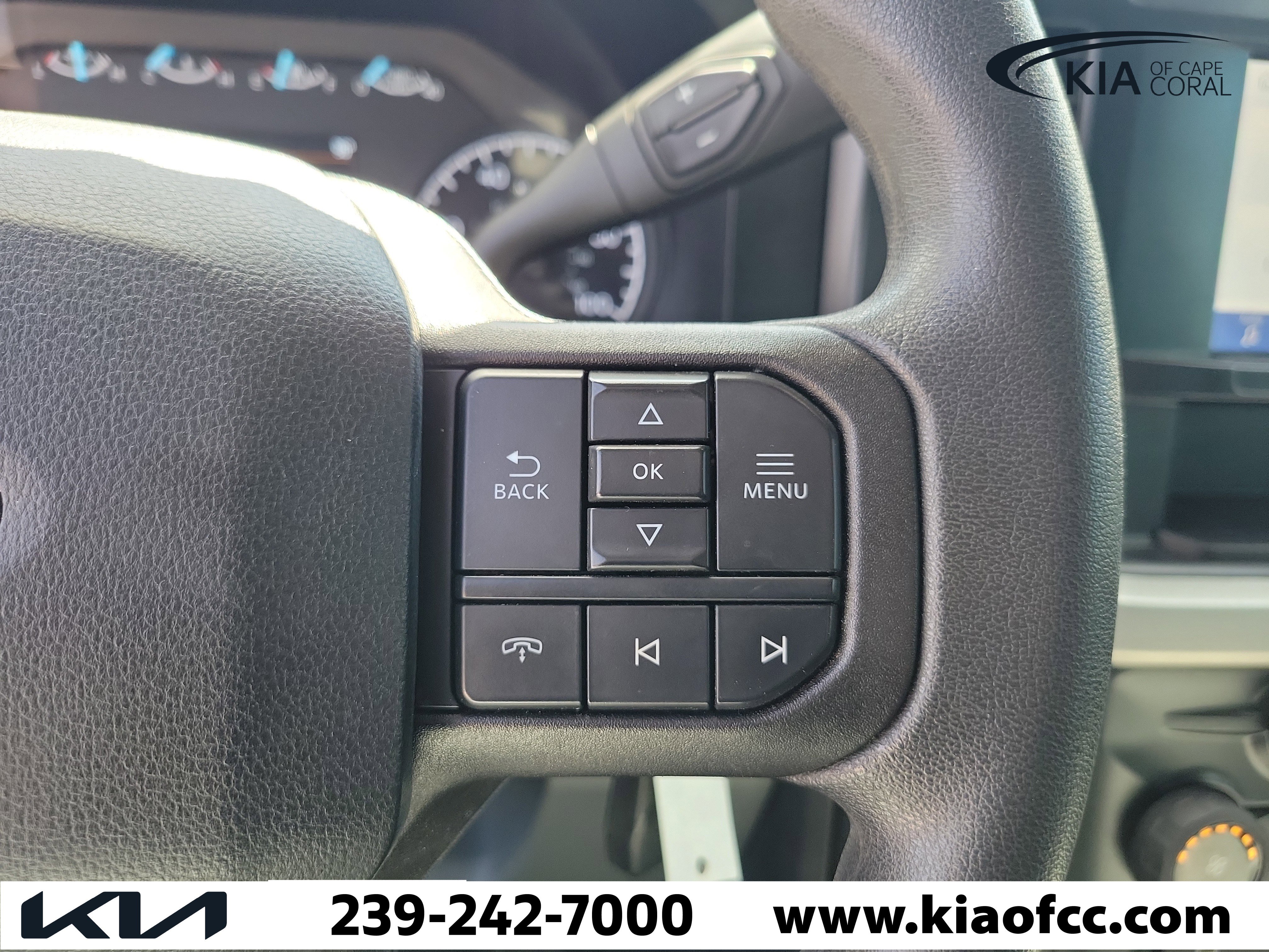 Used 2025 Ford F250 XL AWD/4WD image 26