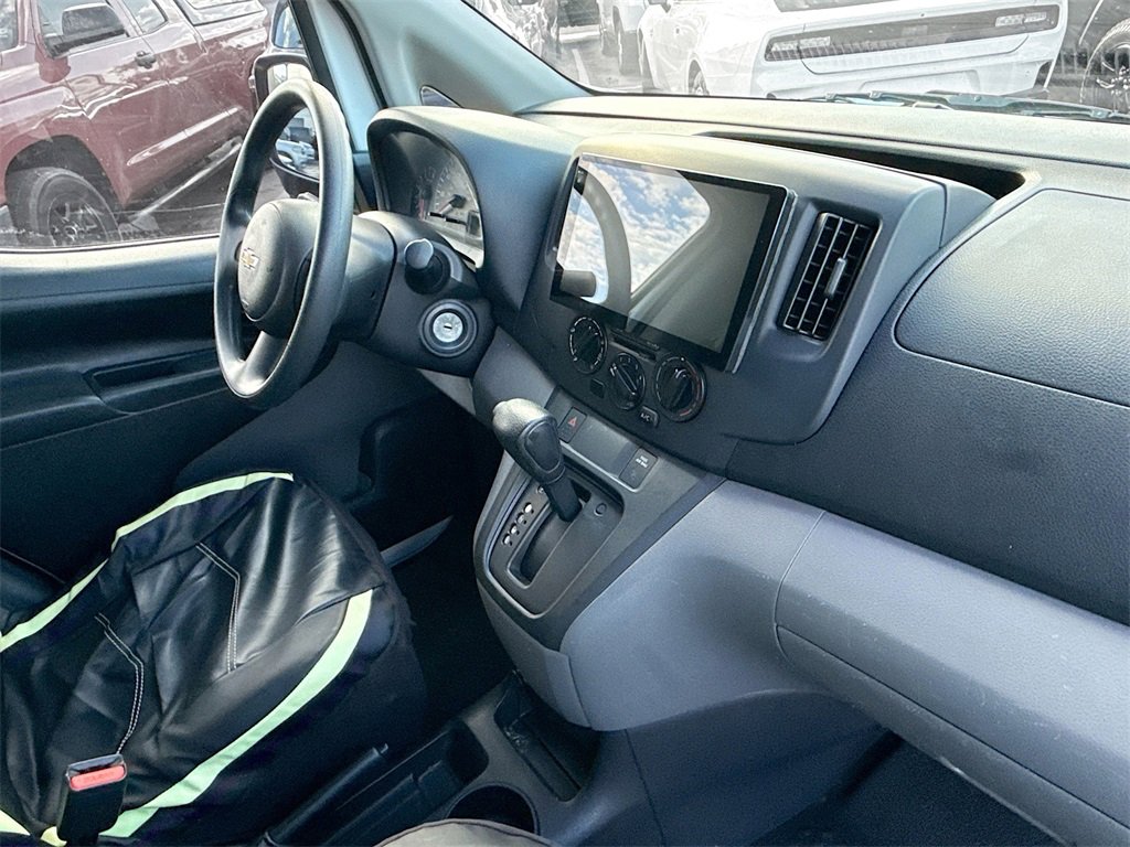 Used 2017 Chevrolet City Express LS image 33