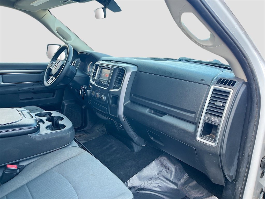 Used 2021 RAM 1500 Classic SLT image 28