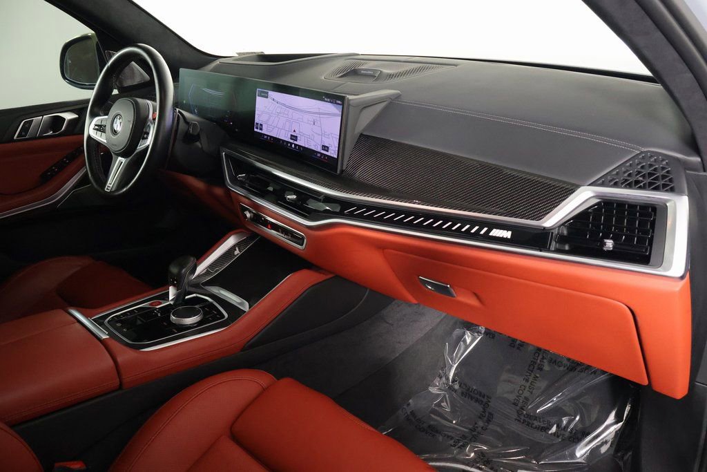 Used 2024 BMW X5 M Competition w/ Executive Package image 9