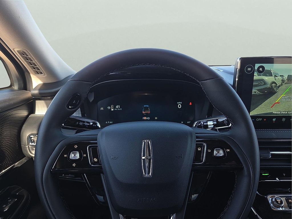 New 2026 Lincoln Corsair Premiere FWD image 18