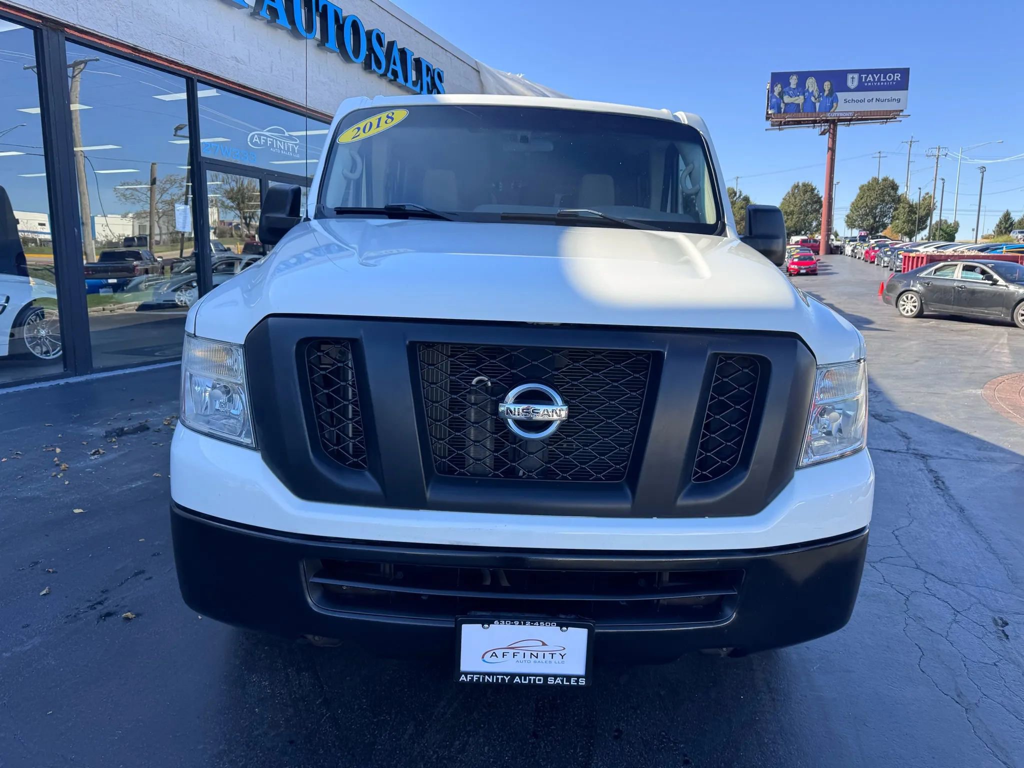 Used 2018 Nissan NV 3500 S image 8