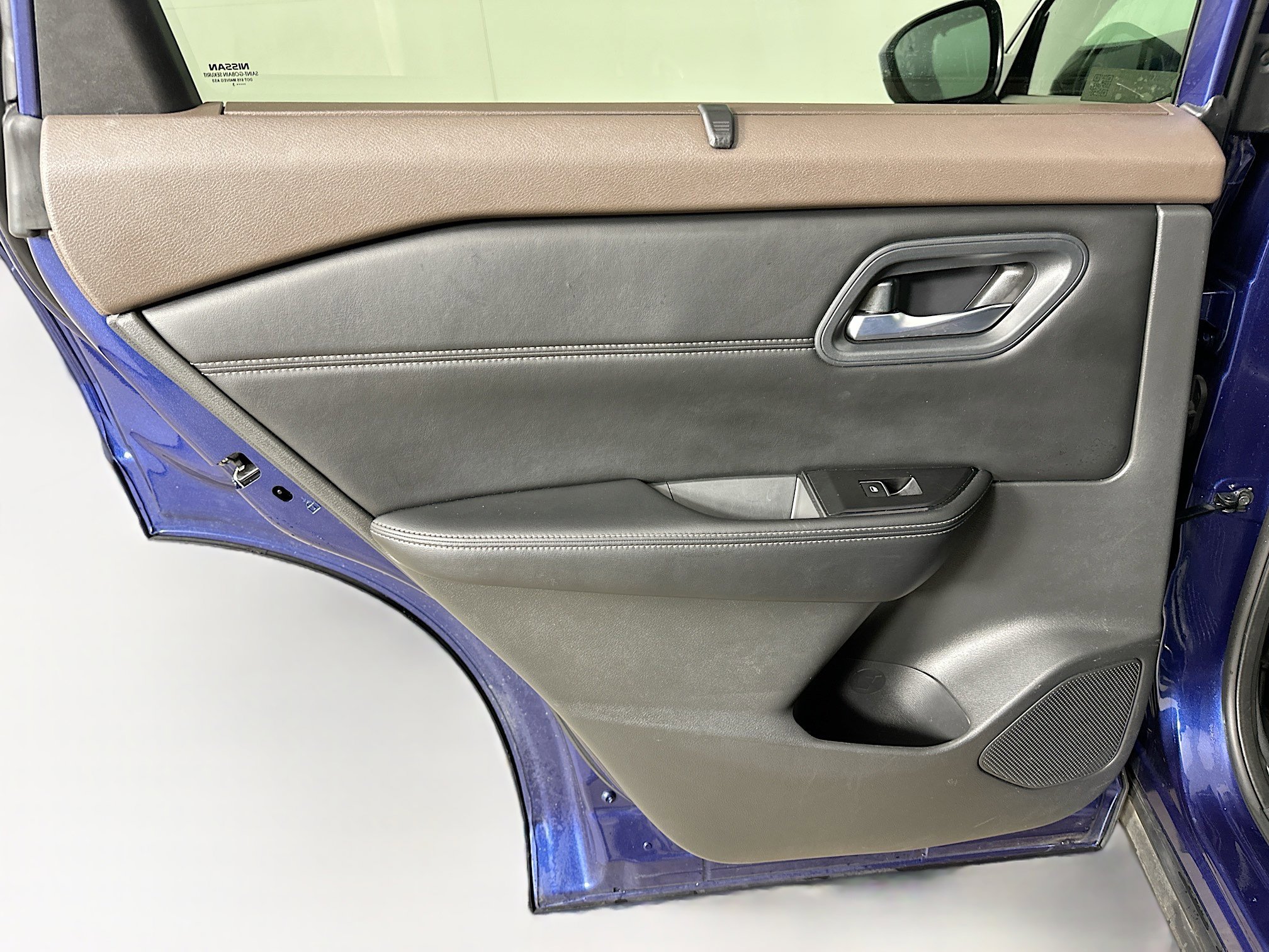 Used 2023 Nissan Rogue SL w/ SL Premium Package image 27