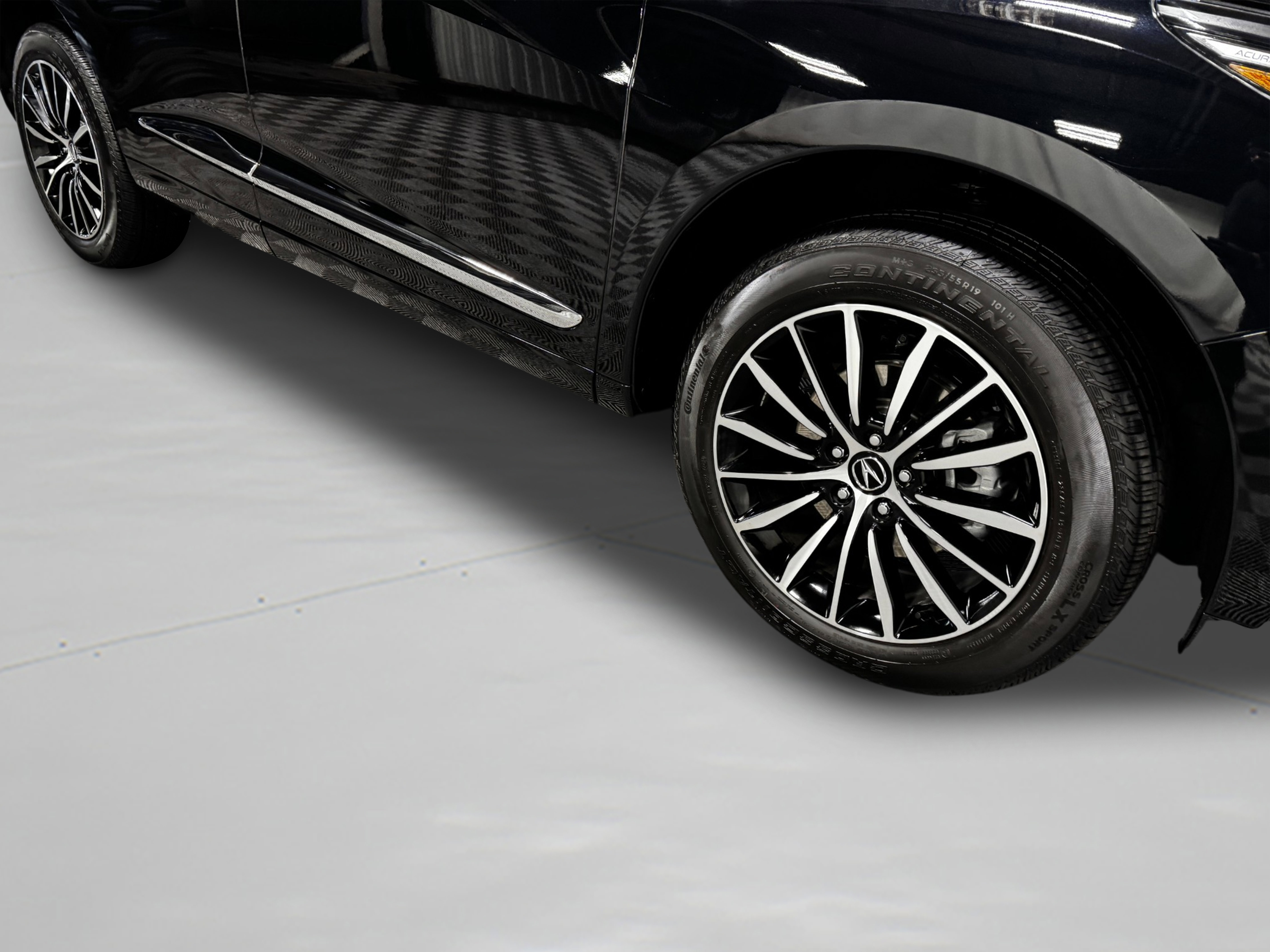 Certified 2025 Acura RDX SH-AWD w/ Advance Package image 56