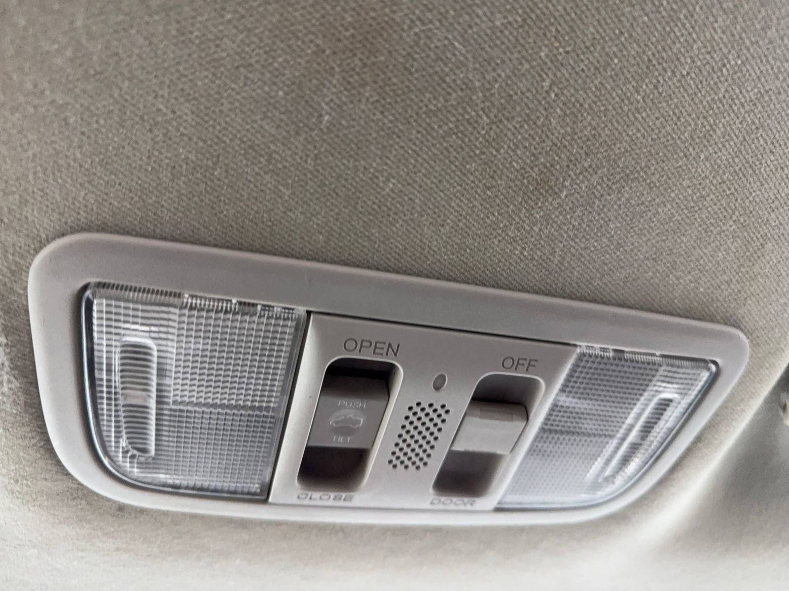 Used 2018 Honda HR-V EX image 32