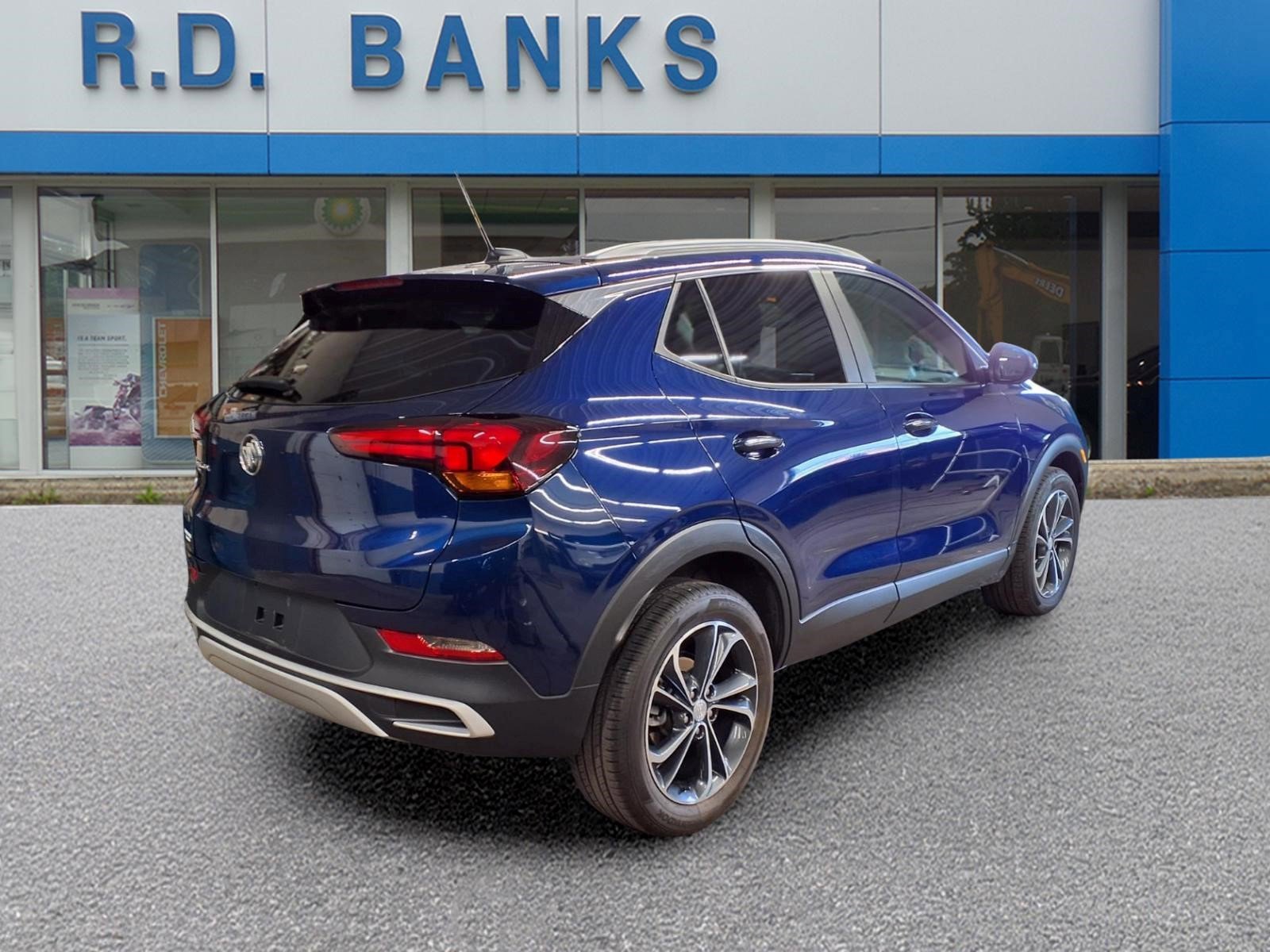 Used 2023 Buick Encore GX Select FWD image 3
