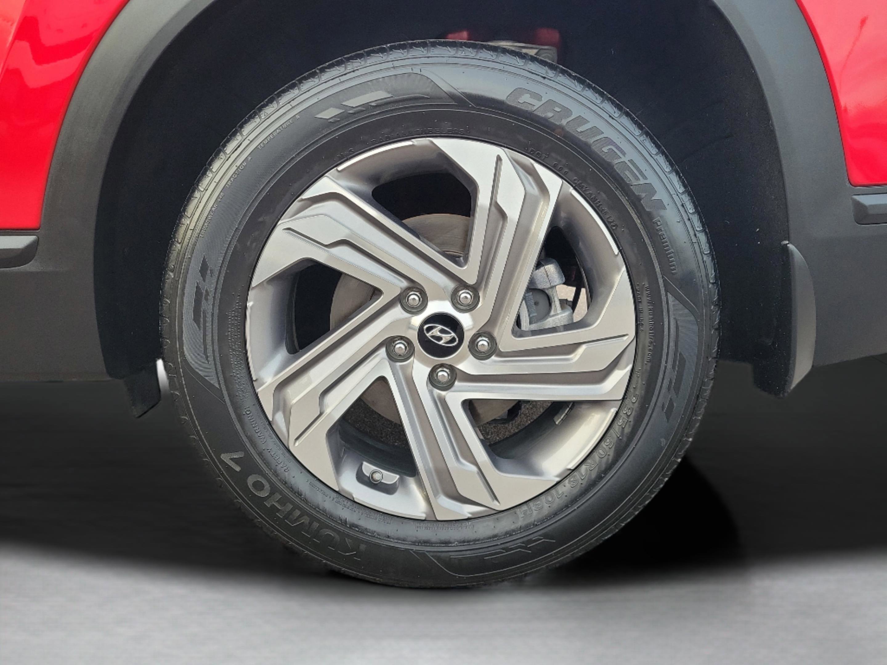 Certified 2023 Hyundai Santa Fe SEL image 5