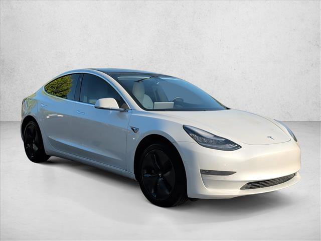 Used 2020 Tesla Model 3 Standard Range Plus image 3
