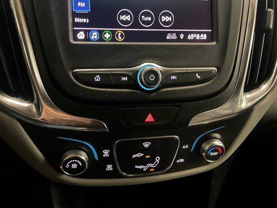 Used 2020 Chevrolet Equinox LS w/ LS Convenience Package image 18