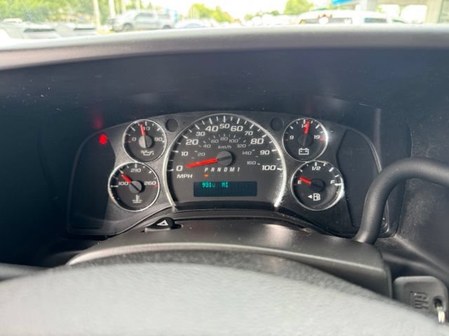 Used 2017 GMC Savana 3500 RWD image 9