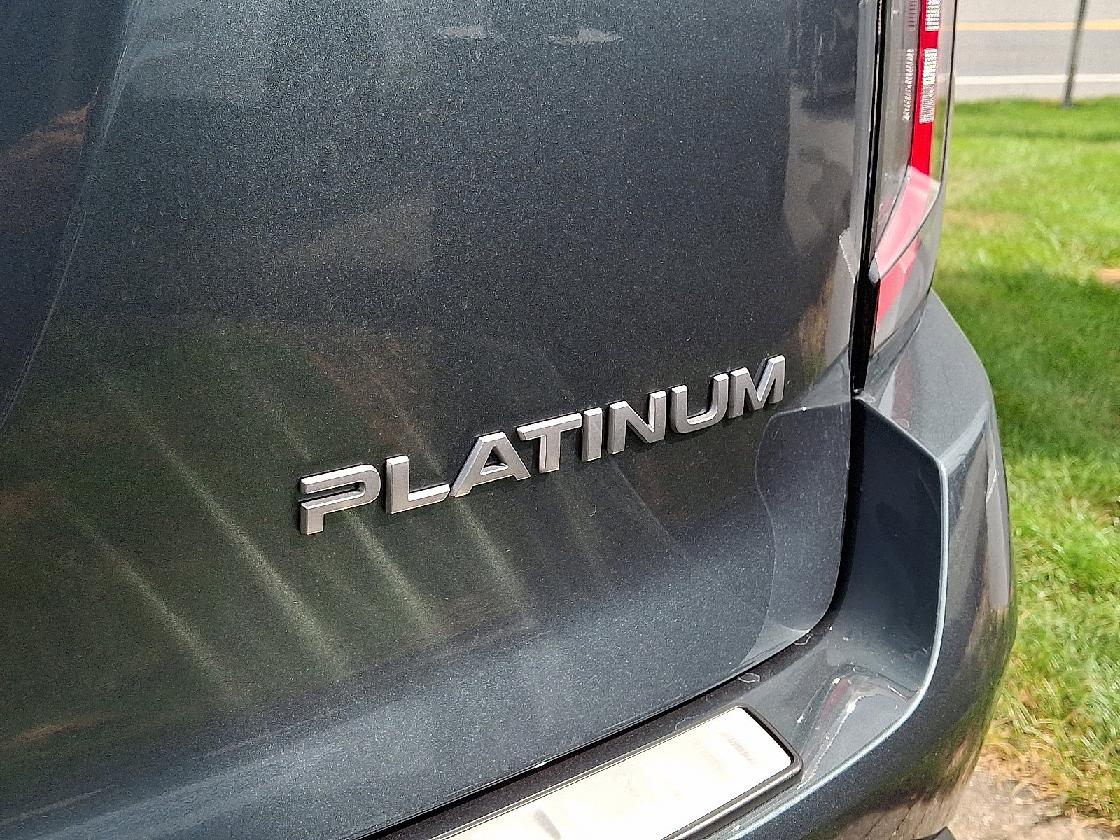 New 2026 Nissan Armada Platinum image 6