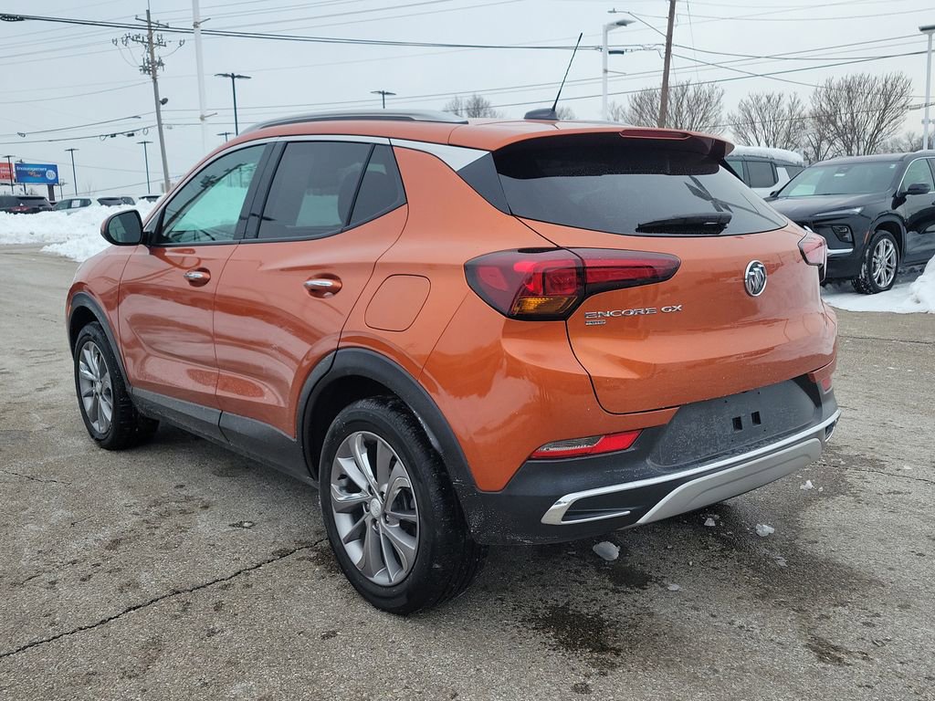 Used 2023 Buick Encore GX Essence w/ Experience Buick Package image 3