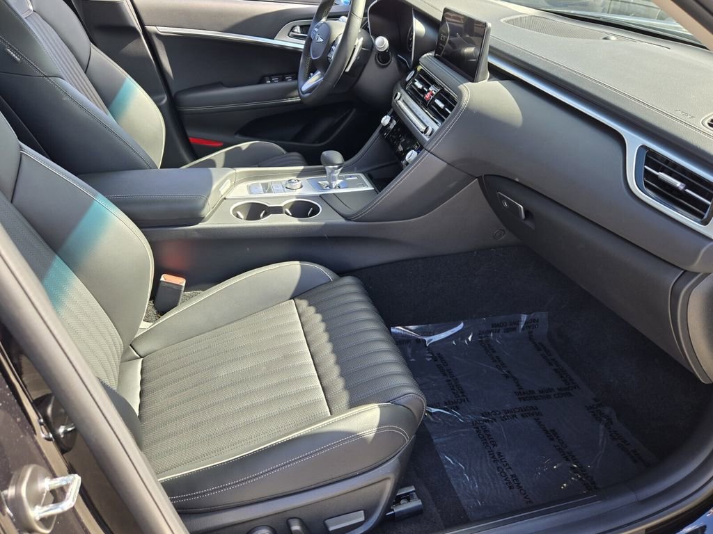 Used 2026 Genesis G70 2.5T Prestige RWD image 16