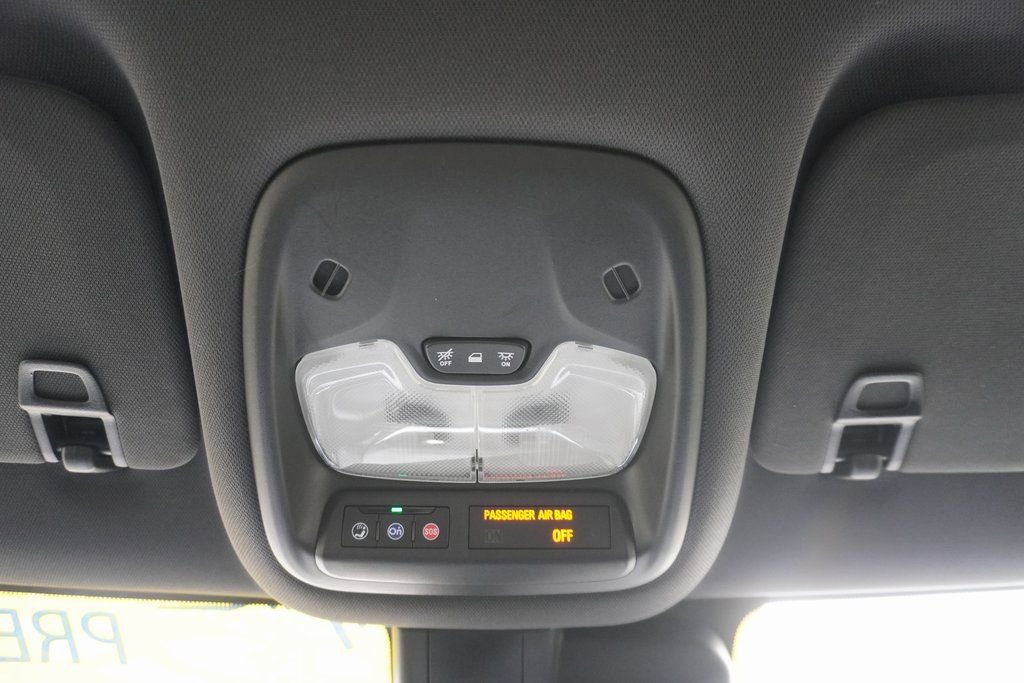 Used 2023 Chevrolet TrailBlazer RS w/ Convenience Package image 15