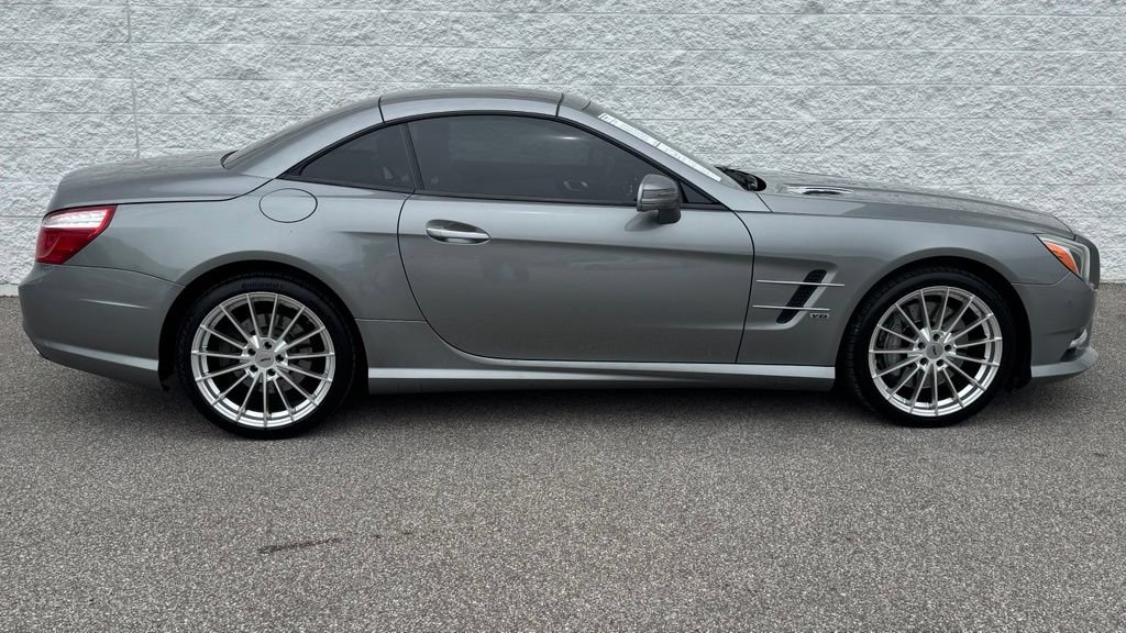 Used 2013 Mercedes-Benz SL 550 image 7
