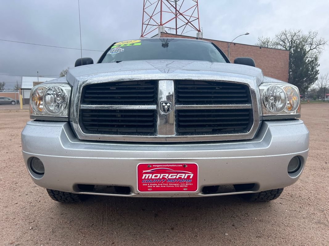 Used 2007 Dodge Dakota SLT w/ Trailer Tow Group AWD/4WD image 2