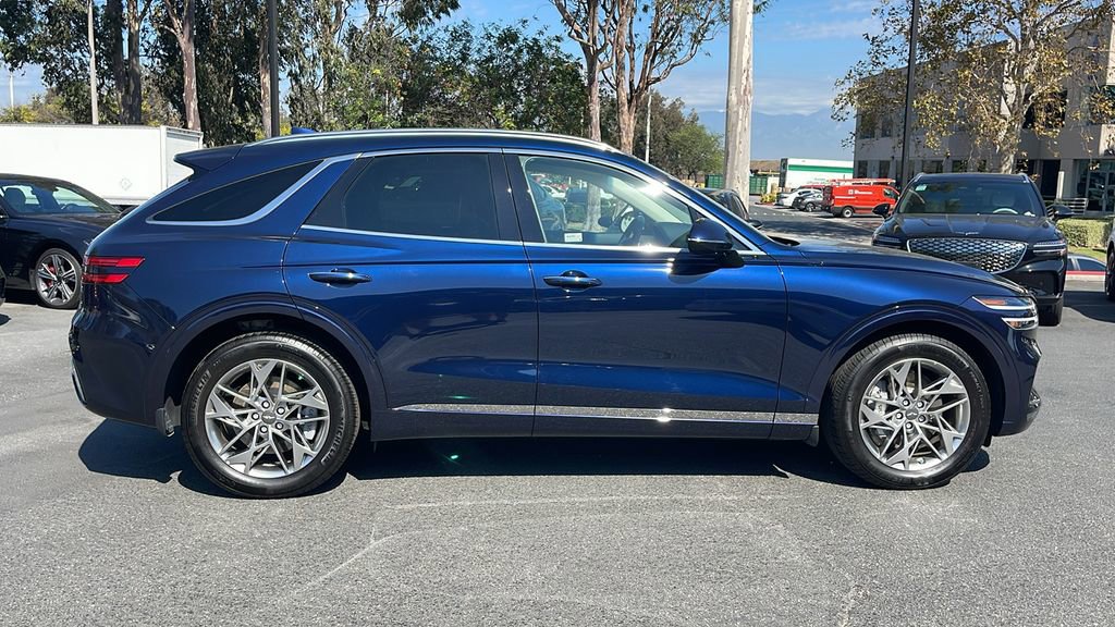 Used 2025 Genesis GV70 2.5T w/ Select Package image 6