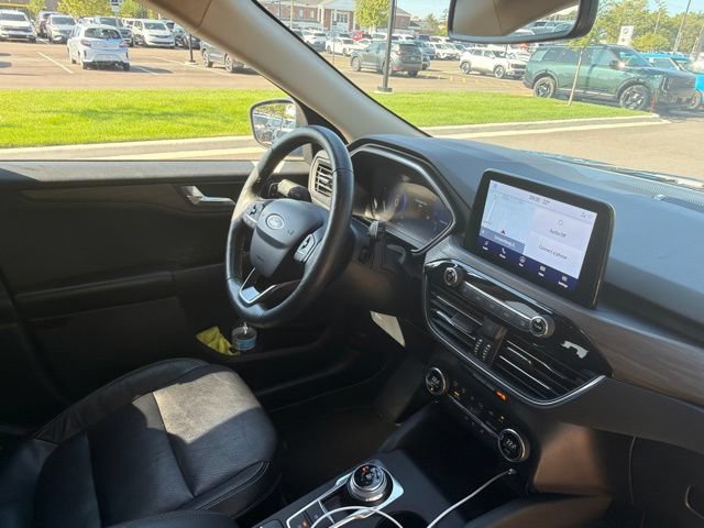 Used 2020 Ford Escape Titanium AWD/4WD image 13
