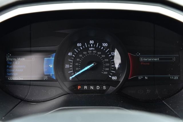 Used 2019 Ford Edge SEL w/ Equipment Group 201A FWD image 11