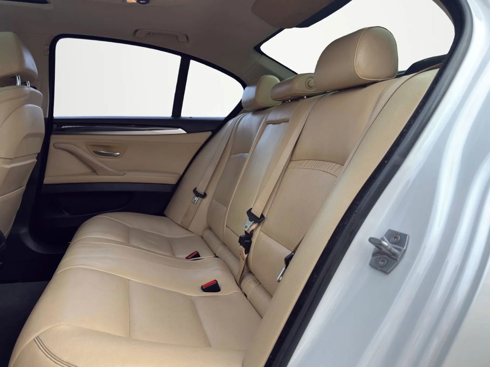 Used 2016 BMW 528i Sedan w/ Premium Package image 22