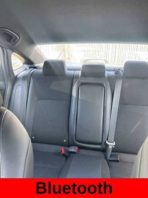 Used 2025 Honda Civic Sport image 4