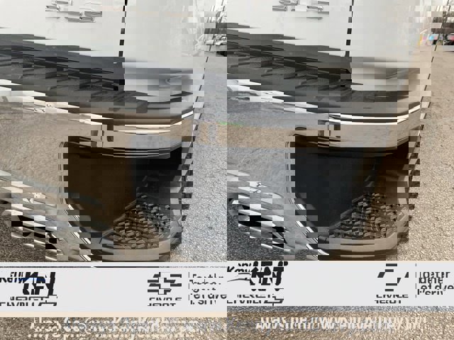 Used 2023 GMC Sierra 1500 SLE image 11