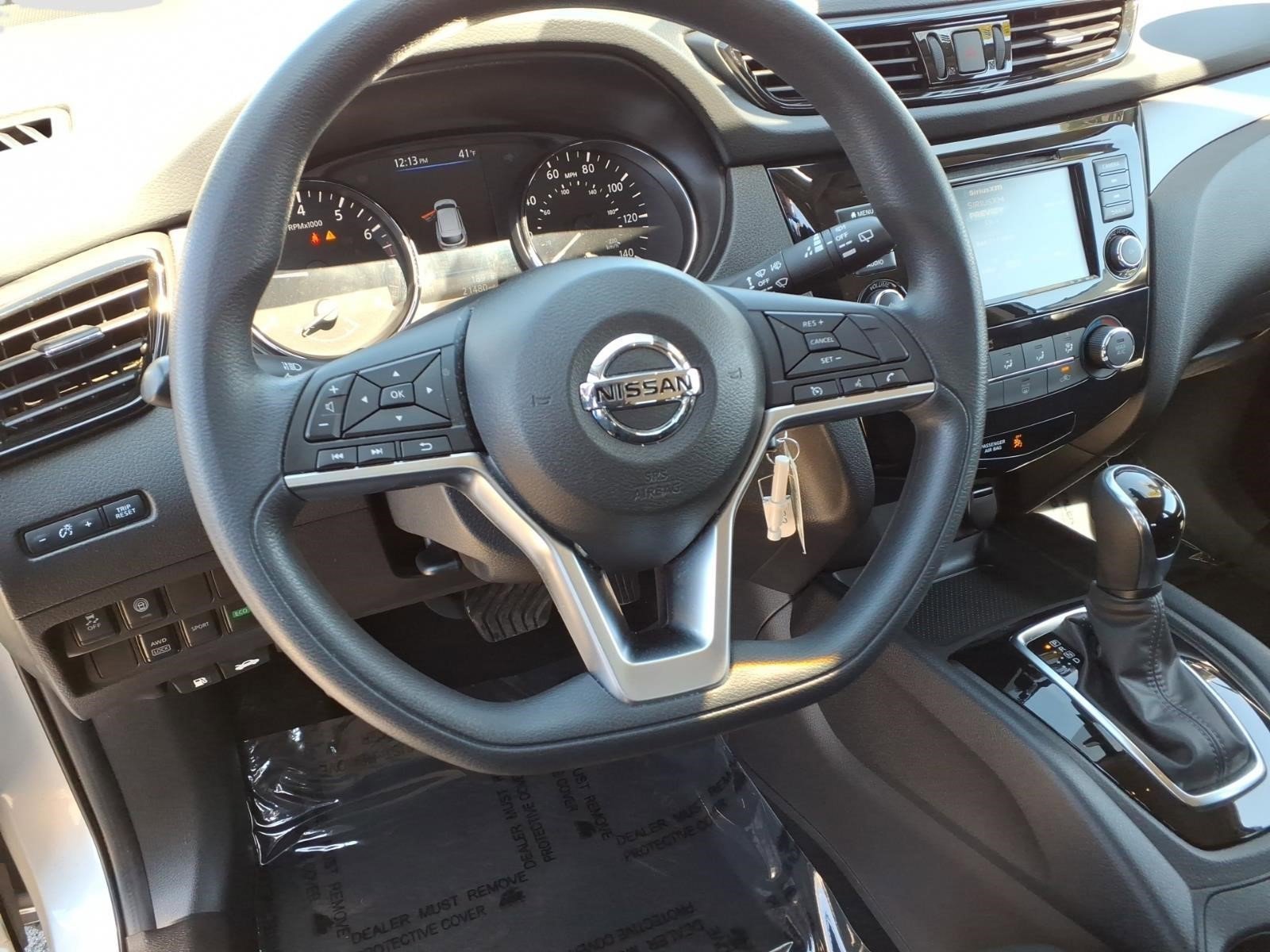 Used 2022 Nissan Rogue Sport S image 17