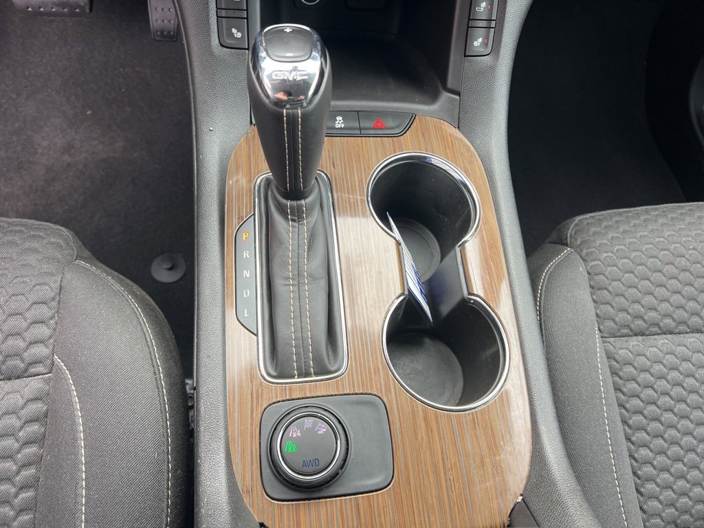 Used 2019 GMC Acadia SLE image 18