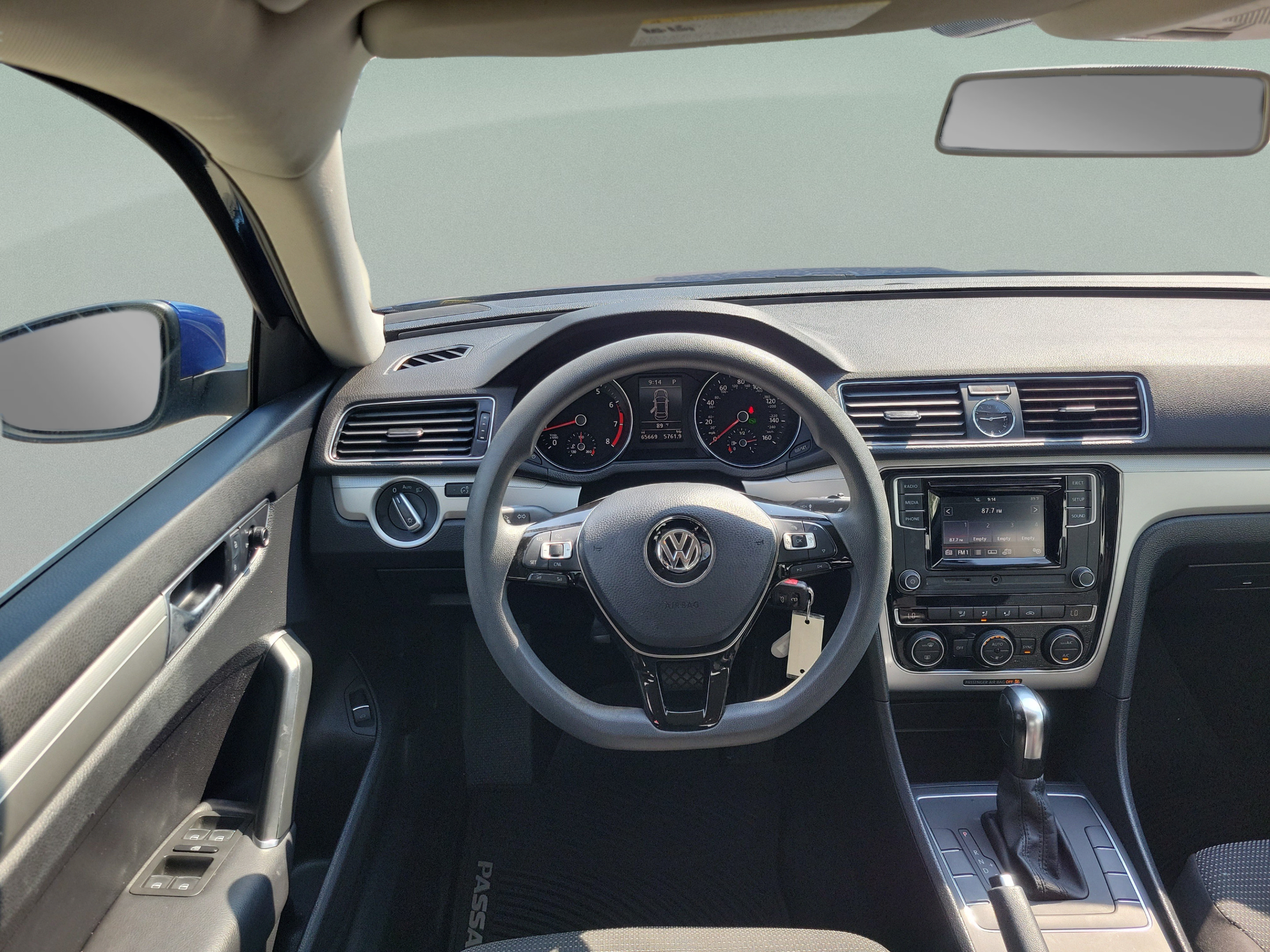 Used 2017 Volkswagen Passat 1.8T S FWD image 21