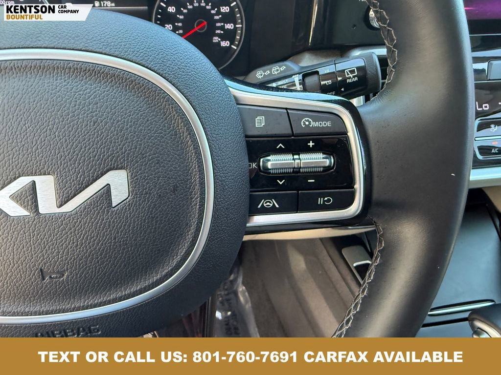 Used 2023 Kia Sorento S w/ Panoramic Sunroof Package AWD/4WD image 18