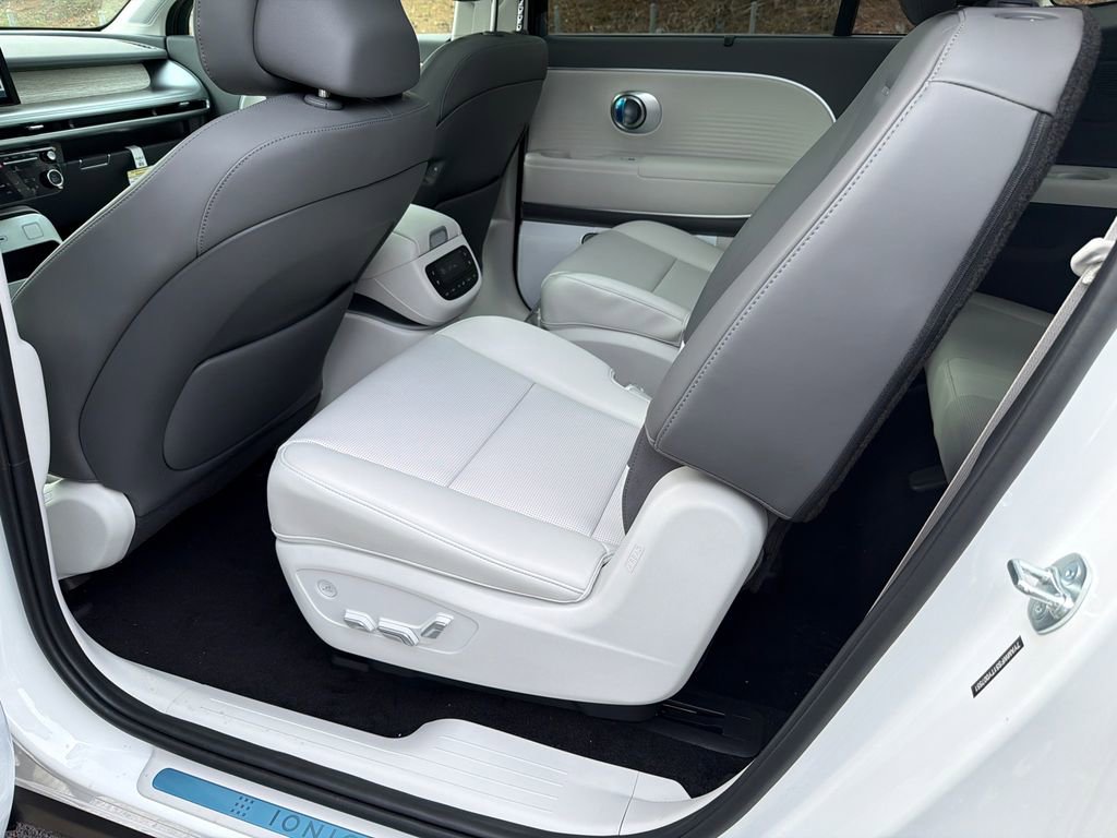 New 2026 Hyundai Ioniq 9 Limited image 21
