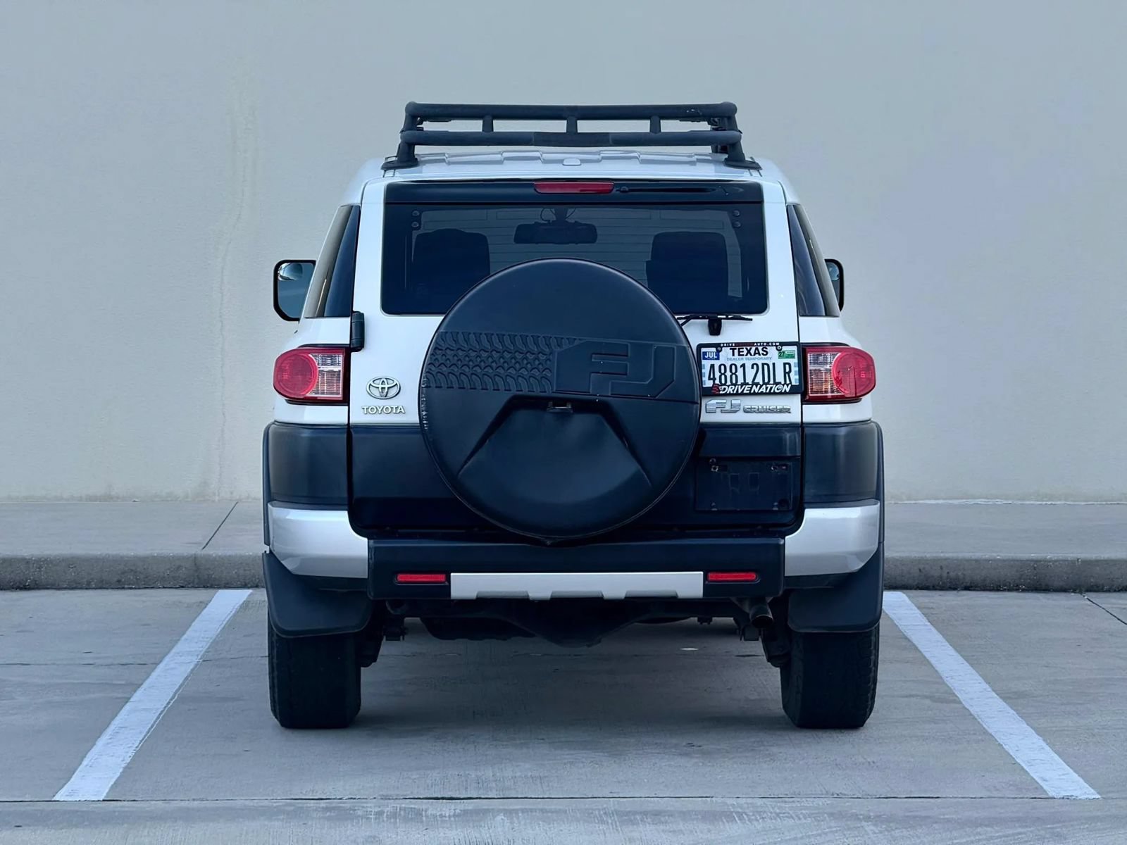 Used 2011 Toyota FJ Cruiser 2WD w/ Convenience Pkg image 6