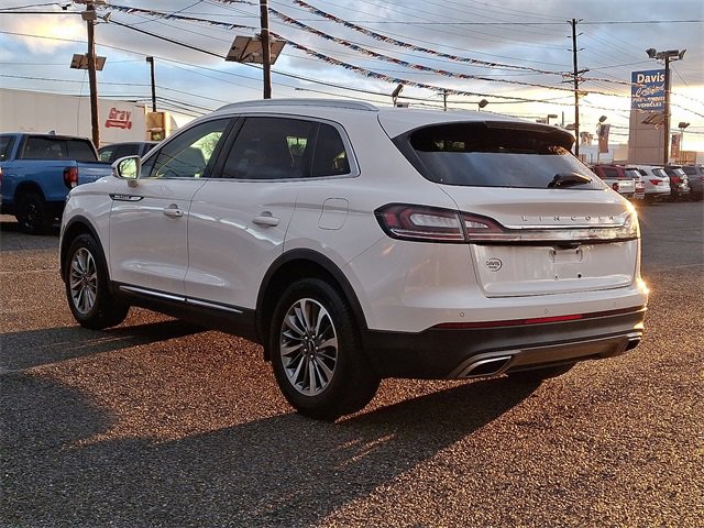 Used 2021 Lincoln Nautilus AWD w/ Equipment Group 101A image 4