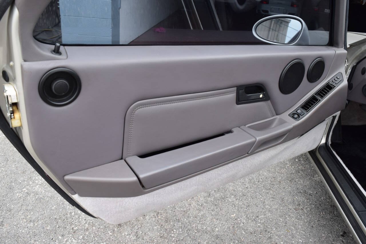 Used 1993 Porsche 928 GTS RWD image 33