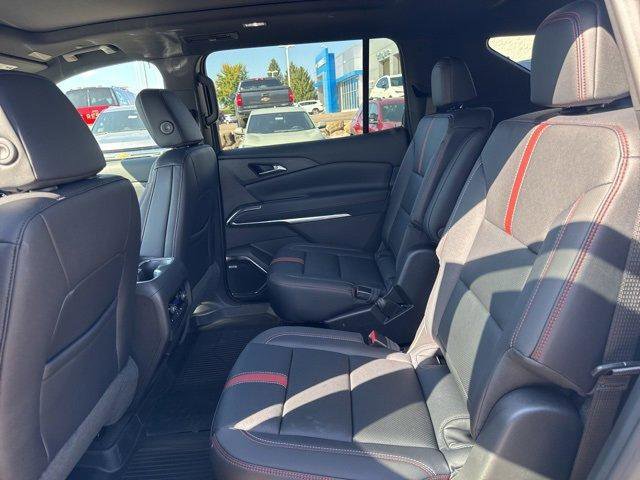 New 2026 Chevrolet Traverse RS image 17