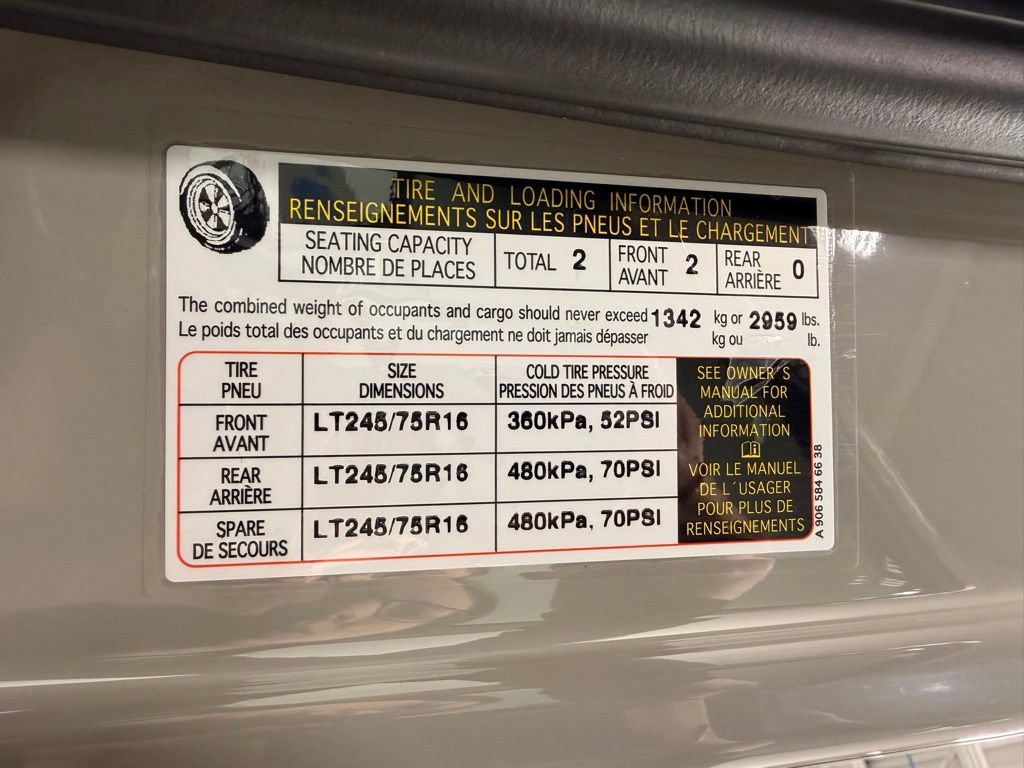 Used 2022 Mercedes-Benz Sprinter 2500 image 50