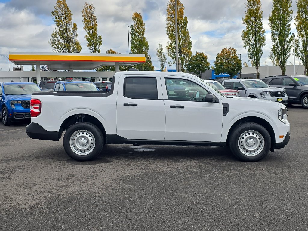 Certified 2025 Ford Maverick XL w/ Equipment Group 102A image 7